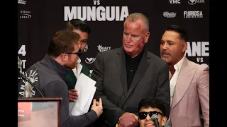 CANELO ATACA a OSCAR DE LA HOYA