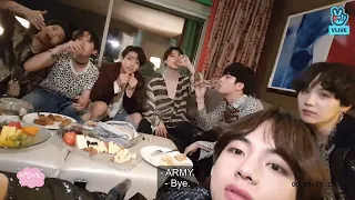 [ ENG SUB ] VLIVE ㅡ May 21, 2018 | 우리 아미 상 받았네!😍