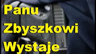 Panu Zbyszkowi coś wystaje ze spodni