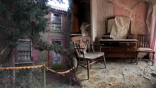 SO HAUNTED THEY COULD NOT RETURN! HAUNTED ABANDONED HOUSE HIDDEN IN THE WOODS