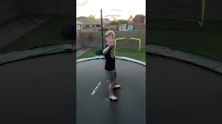 How to do a backflip on trampoline easy! #shorts #viral #tutorial #trampoline