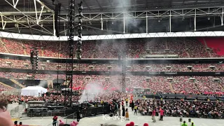 ARMY singing before the Concert 190601 (BTS Wembley Stadium Day 1)