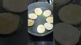 Every day I fry zucchini in such a breading