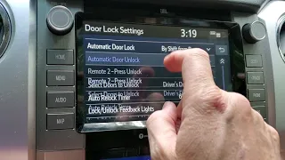 How to change the default door lock settings on your Toyota