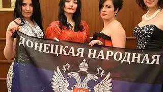 Raw: Female Rebel Fighters Take Part in Pageant