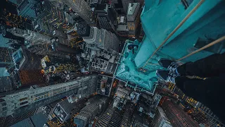 Free Climbing Trump's Spire in New York, 40 Wall Street