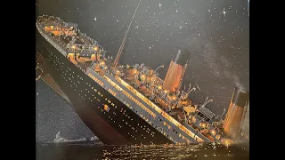 Titanic history/Why didn't she Capsize?