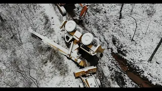 Recovering a tipped crane