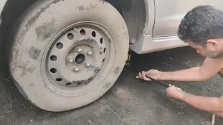 How to Change Innova Tyre or Spare Wheel / how to change stepney / Changing your own Car tires