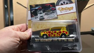 1/64 GreenLight Vintage Ad Cars Series 8 Diecast Unboxing - Onesixtyfourland