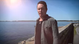 Mikko Sipola - Sirkuskoira [Official Music Video]