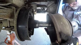 Rear brakes P1 - Removing the axle from the Dana 70. B016