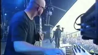 Garbage - I Think I'm Paranoid (Live) In The Park 98