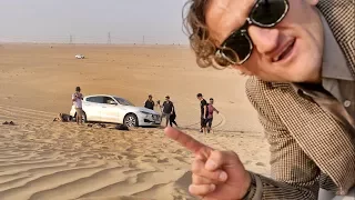 Maserati Levante.. stuck in the sand