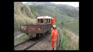 LOCOMOTIVAS G12 SUBINDO A SERRA DE SOTURNO ANO 2008