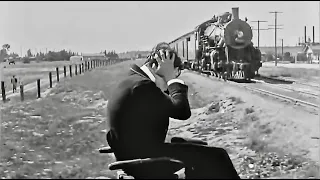 Incredible 1924 Motorcycle Stunt Scene ~ Buster Keaton ~ Sherlock Jr