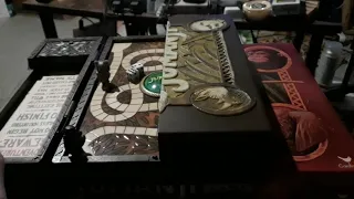 The Noble Collection Mini Jumanji Board (teaser review)