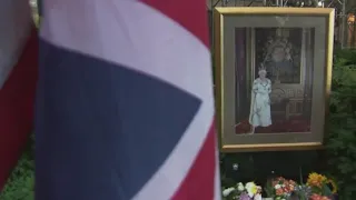 NYC pays tribute to Queen Elizabeth II