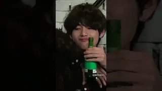 Tae's way of opening bottle 🍻Wait till the end🤣