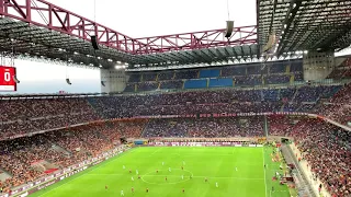 Coro per Ibrahimovic dopo il gol cantato da tutto lo stadio