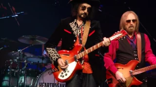 7 Free Fallin' TOM PETTY & THE HEARTBREAKERS June 9 2017 PITTSBURGH PA PPG ARENA