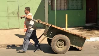 Walking in Managua (Nicaragua )