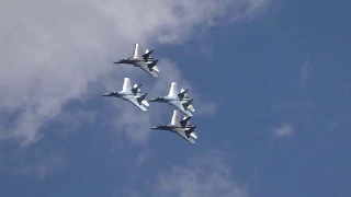 Соколы России (пилотажная группа)