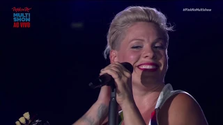 13 P!nk - Walk Me Home (Beautiful Trauma Tour Live at Rock in Rio)