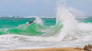 THIS IS THE WEIRDEST WAVE IN HAWAII!