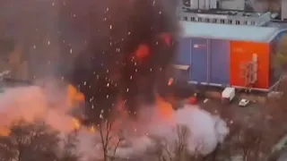 Полное видео взрыв на Варшавском шоссе как горел склад с газовыми баллонами