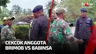 Merasa Dipermalukan! Anggota Brimob Semprot Anggota Babinsa | tvOne Minute