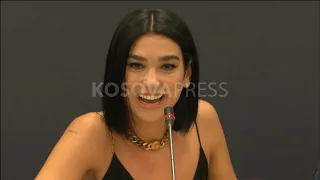 Dua Lipa në konferencë (Drejtpërdrejt)