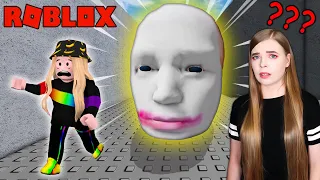 UCIEKAM PRZED STRASZNĄ GŁOWĄ W ROBLOX 😂🤡