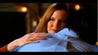 Smallville clark uses heat vision while hugging martha