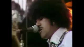 Thin Lizzy - The Boys Are Back In Town live Sydney Opera 1978