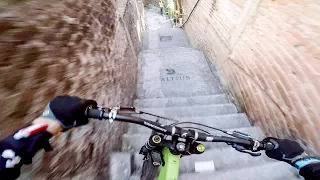 GoPro Awards: Rémy Métailler's Crazy Urban DH Run in Mexico