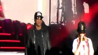 Rihanna ft Jay-Z Run This Town- Radio 1's Big Hackney Weekend