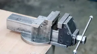 How To Make A Bench Vise || DIY Metal Bench Vise Without Welding