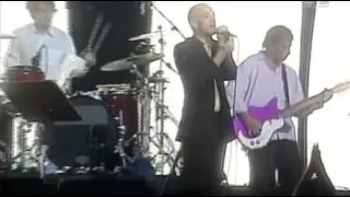 R.e.M. I'll take the rain (live)