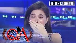 Anne laughs hard after she mistranslated the word bee | It's Showtime Mr. Q and A