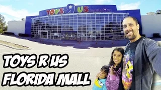 Com as crianças na Toys R Us do Florida Mall - Preços 2016 - Orlando