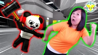 COMBO IS THE BEAST in ROBLOX Flee the Facility ! Let's Play against Ryan's Mommy