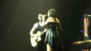 Within Temptation - Whole World Is Watching (acoustic) (live Zénith Paris 25/04/14)