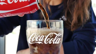 Sexy coca-cola | 15_02_27