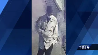 Police search for suspect following Oakland robbery