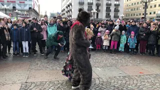 Танец цыганочки и русского медведя на Масленице в Стокгольме 9/3-2019