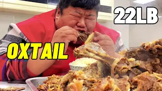 With 20 catties of beef bones, Brother Hou makes a pot of "clear stewed oxtail"!