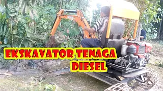 Uji Coba Ekskafator Mini Tenaga Diesel