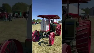 1911 model tractor 😯😯