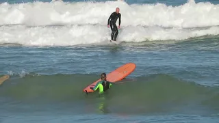 WHAT DO YOU KNOW ABOUT MUIZENBERG BEACH? VISITING ONE OF THE MOST BEAUTIFUL BEACH IN CAPE TOWN